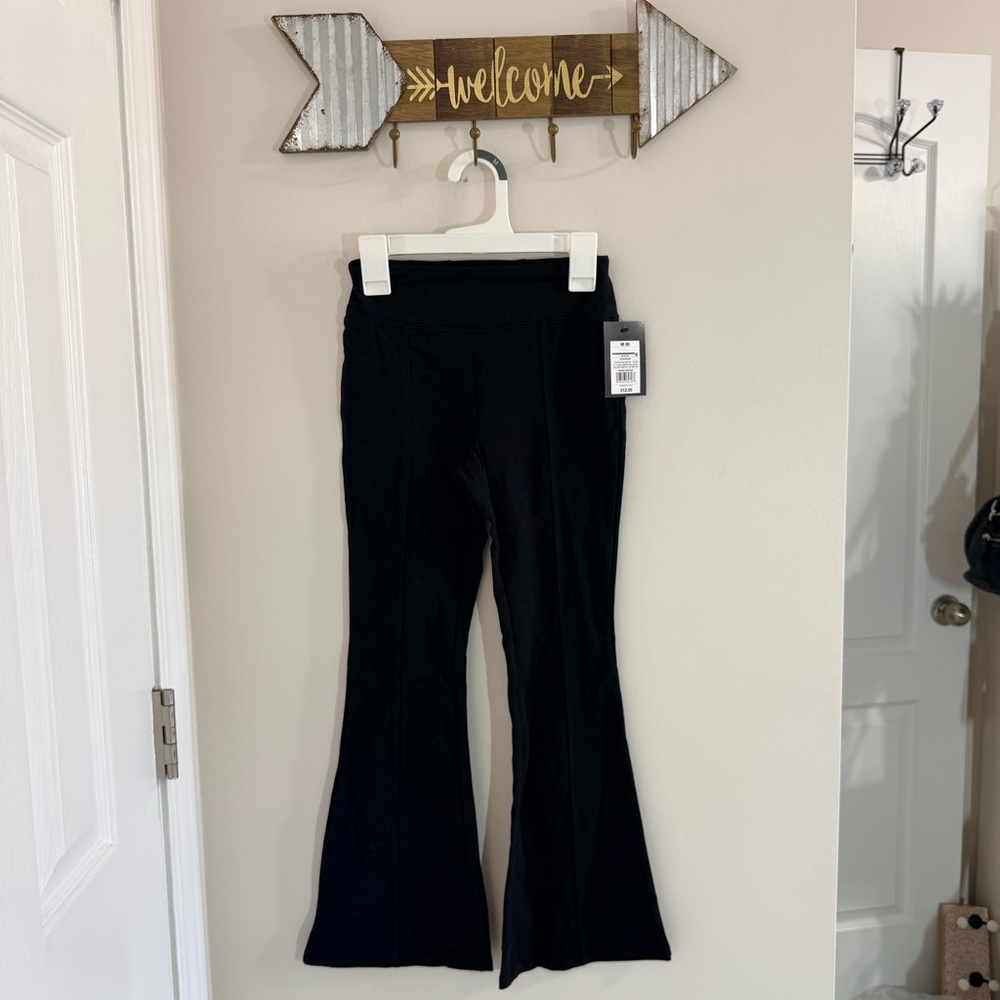 Art Class Kids Size 8 Black Flared Leggings NWT